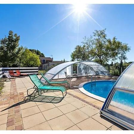 In With Swimming Pool